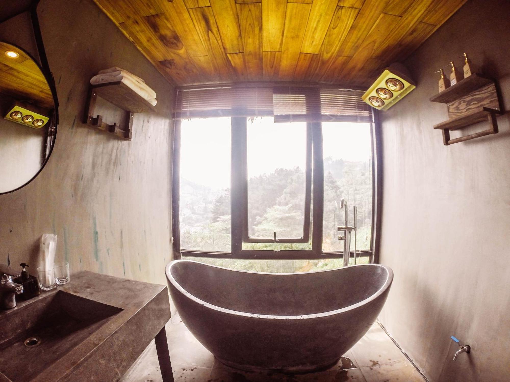 Chillout Village - Tam Dao Chalet Hanoï